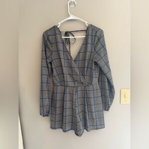 Trixxi Plaid Romper Woman’s SZ S Halter Tie Long Sleeve Shorts Lined Faux Wrap